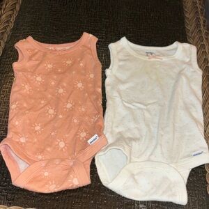 Gerber Set of Two Baby Onesies size 3/6 months